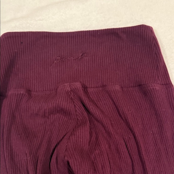 PINK Victoria's Secret Ribbed Yoga Leggings in Plum - Picture 3 of 3